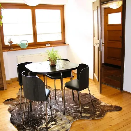 Sam's Apartment *